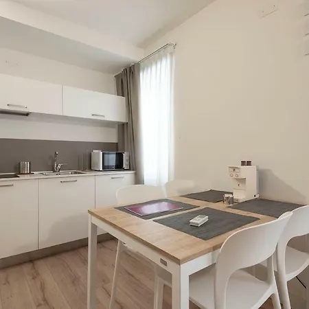 Casa Novecentotre & 3*