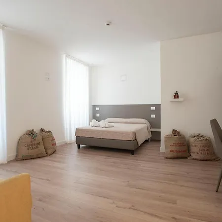 Casa Novecentotre & 3* טריאסטה